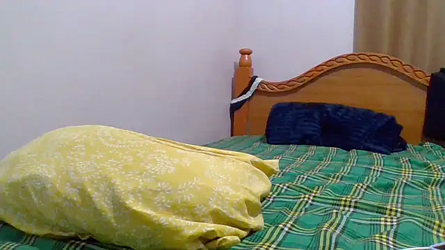 sweet-fancy online show from March 6, 3:34 am