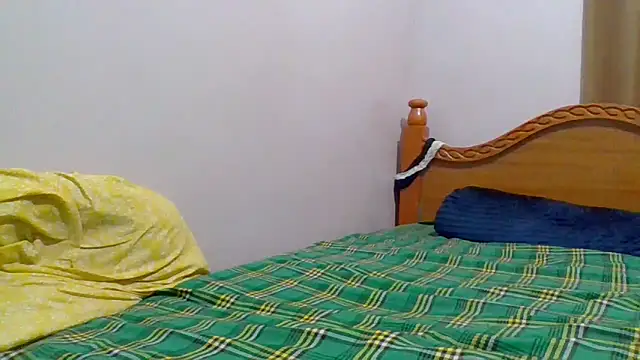 sweet-fancy online show from March 5, 3:30 pm