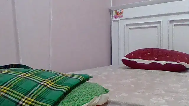 sweet-fancy online show from May 8, 7:56 am