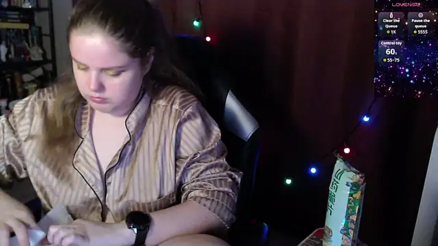 so cute777 online show from March 12, 4:55 pm