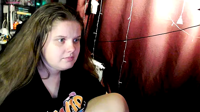 so cute777 online show from November 5, 9:40 pm