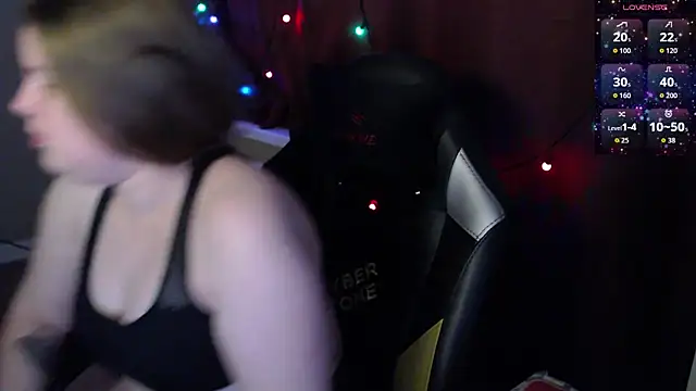 so cute777 online show from April 6, 8:21 pm