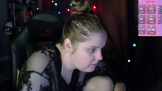 Snapshot of so_cute777 chatting on July 9, 9:36 pm so cute777 online show from July 9, 9:36 pm