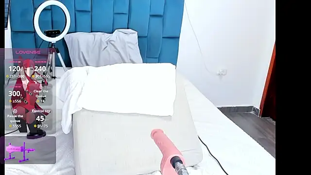  julyy  online show from November 26, 1:11 pm