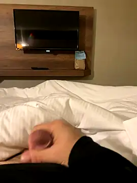 neugrg online show from December 21, 2:08 pm