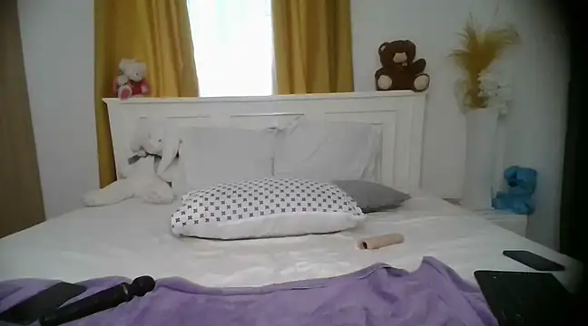 NAUGHTY  EBONY online show from February 10, 7:04 am