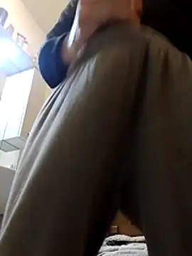 coppiasenzacensura online show from December 19, 4:49 am