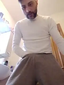 coppiasenzacensura online show from December 16, 5:55 am