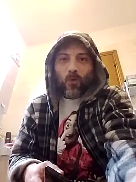 coppiasenzacensura online show from February 15, 8:46 am