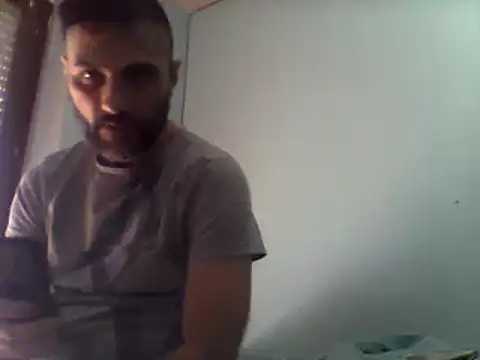 Snapshot of coppiasenzacensura chatting on January 7, 10:33 am coppiasenzacensura online show from January 7, 10:33 am