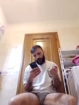 coppiasenzacensura online show from April 19, 5:30 am