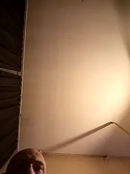 Snapshot of PIercingBoy38 chatting on November 16, 8:35 pm PIercingBoy38 online show from November 16, 8:35 pm