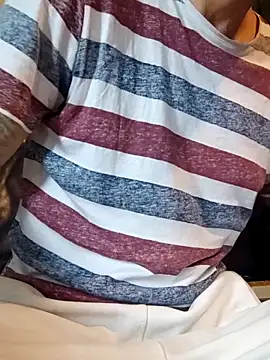 Snapshot of PIercingBoy38 chatting on October 6, 3:02 pm PIercingBoy38 online show from October 6, 3:02 pm