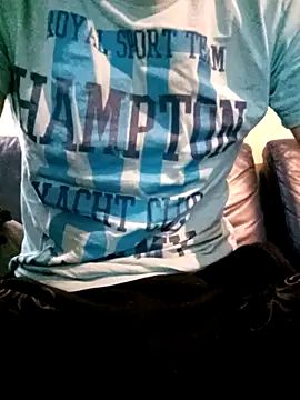 Snapshot of PIercingBoy38 chatting on November 29, 11:43 am PIercingBoy38 online show from November 29, 11:43 am