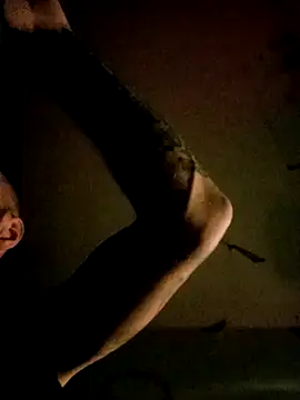 Snapshot of PIercingBoy38 chatting on November 27, 11:27 pm PIercingBoy38 online show from November 27, 11:27 pm