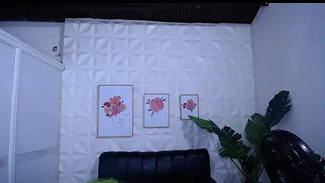 Valentinaa mature online show from January 7, 8:58 pm