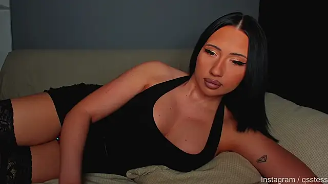 qsstess online show from October 30, 8:17 pm