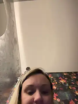 Bella-Tight online show from February 14, 9:15 pm