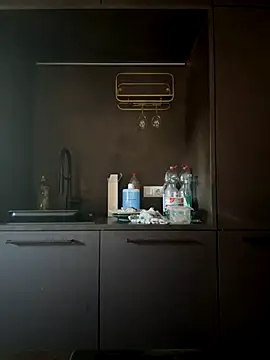 Snapshot of Bella-Tight chatting on September 21, 6:18 am Bella-Tight online show from September 21, 6:18 am