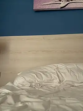 Snapshot of Bella-Tight chatting on July 8, 3:45 pm Bella-Tight online show from July 8, 3:45 pm