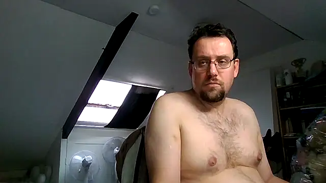 Snapshot of rdewaard81 chatting on November 28, 10:48 am rdewaard81 online show from November 28, 10:48 am