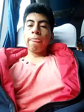 Snapshot of Alexander9827 chatting on January 20, 10:48 pm Alexander9827 online show from January 20, 10:48 pm