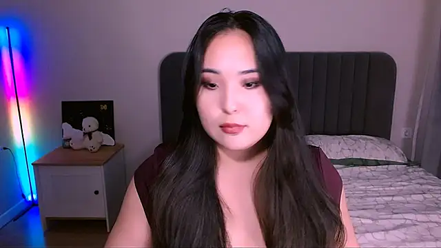 monabooty online show from November 12, 5:06 pm