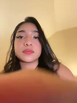 Snapshot of Bellafr chatting on December 1, 4:45 pm Bellafr online show from December 1, 4:45 pm