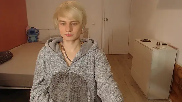 Oliver sweet  online show from January 12, 1:23 am