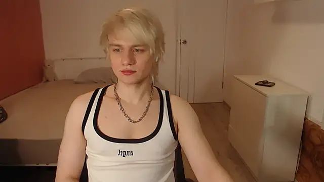 Oliver sweet  online show from February 10, 12:20 am