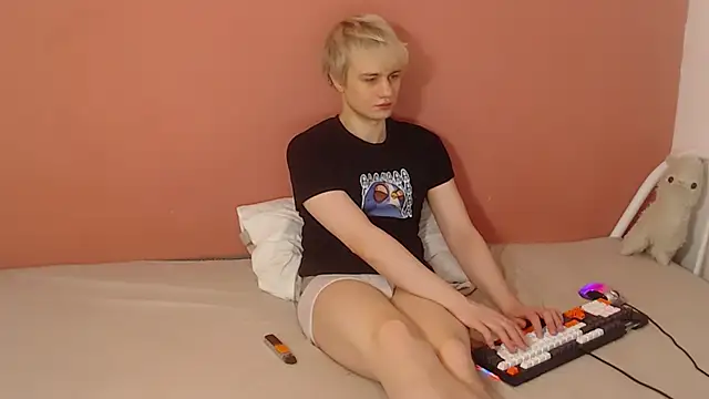 Oliver sweet  online show from March 20, 12:55 am