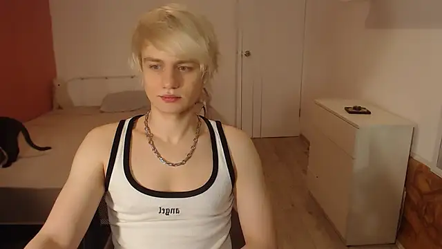 Oliver sweet  online show from February 14, 12:44 am