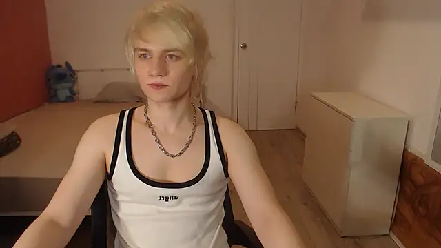 Oliver sweet  online show from February 27, 1:28 am