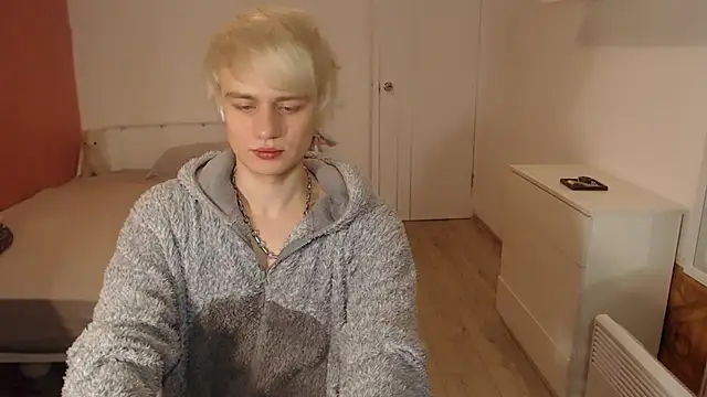 Oliver sweet  online show from December 23, 1:16 am