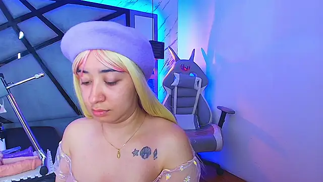 sayumi dirty online show from April 8, 7:04 pm