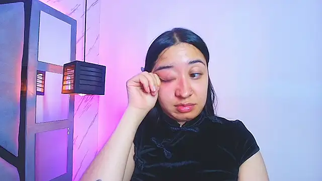 sayumi dirty online show from February 27, 7:03 pm