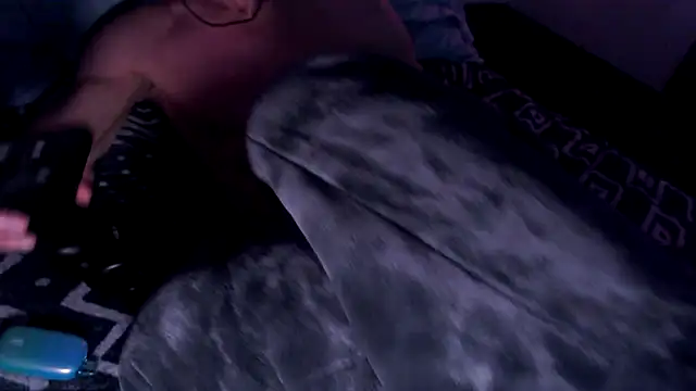 SpunsieLove online show from October 30, 7:17 am