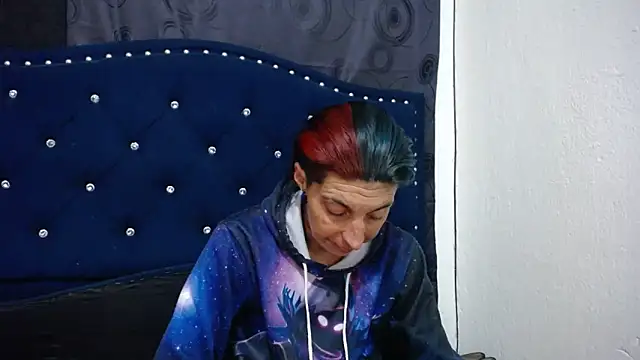 Snapshot of anyu1306 chatting on February 19, 1:51 am anyu1306 online show from February 19, 1:51 am