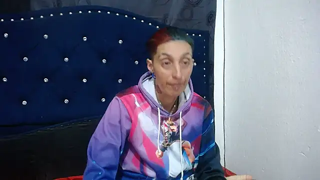 Snapshot of anyu1306 chatting on February 12, 7:44 am anyu1306 online show from February 12, 7:44 am