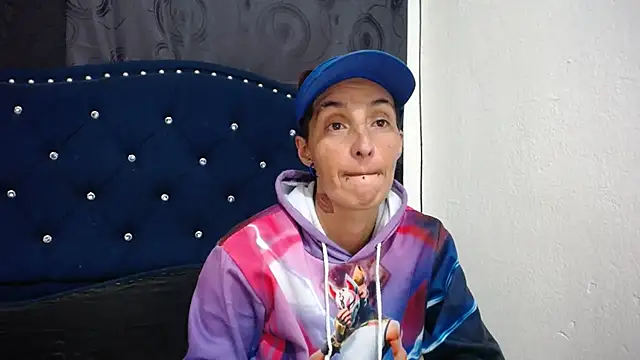 Snapshot of anyu1306 chatting on February 27, 10:31 pm anyu1306 online show from February 27, 10:31 pm