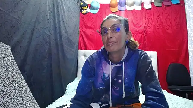 Snapshot of anyu1306 chatting on December 16, 10:58 pm anyu1306 online show from December 16, 10:58 pm