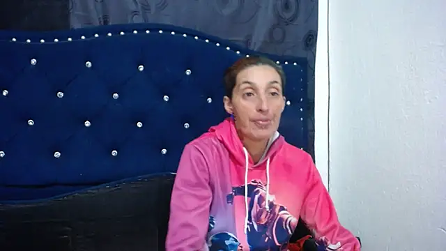 Snapshot of anyu1306 chatting on March 8, 8:44 am anyu1306 online show from March 8, 8:44 am