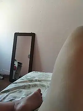 loiradiva29 online show from February 28, 3:26 pm