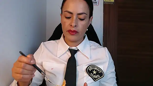 susana07 online show from April 13, 11:14 am