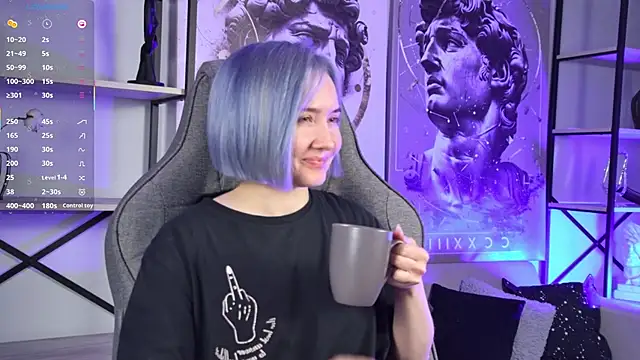 ReiYosimoto online show from December 16, 5:06 pm