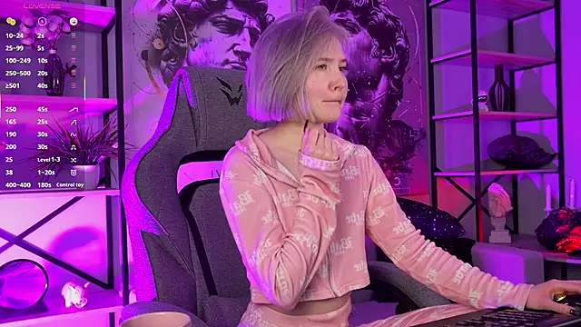 ReiYosimoto online show from March 29, 4:19 pm