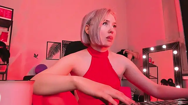 ReiYosimoto online show from March 3, 11:44 am