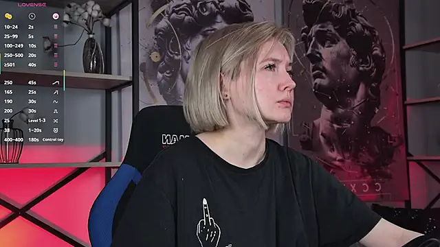 ReiYosimoto online show from March 7, 2:33 pm