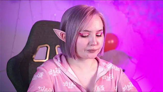 ReiYosimoto online show from February 14, 3:05 pm