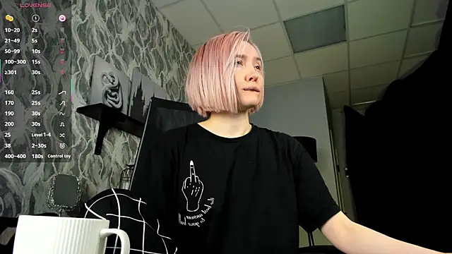 ReiYosimoto online show from November 23, 2:38 pm